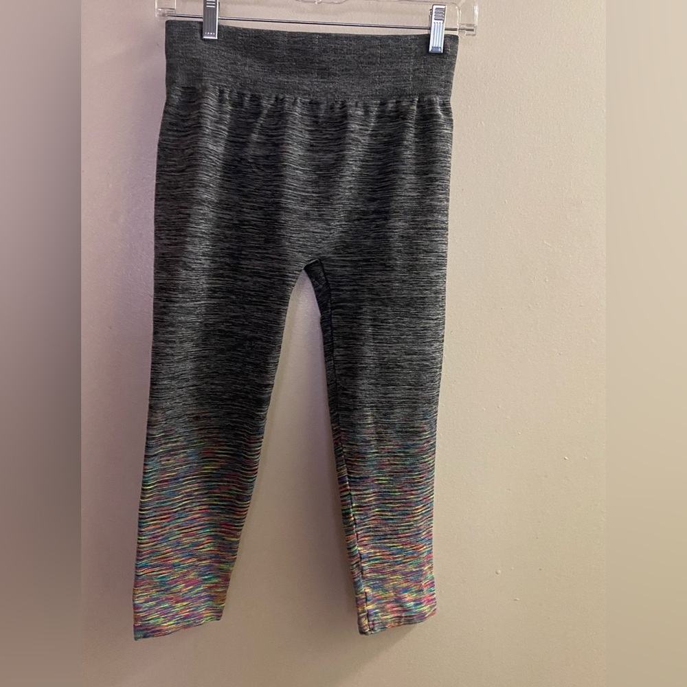 Activ Pro Women’s Capri Leggings L Large Gray W/ Rainbow Bottom Legs Waist 34”